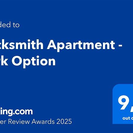 Locksmith Apartment - Park Option Sevilla Kültér fotó