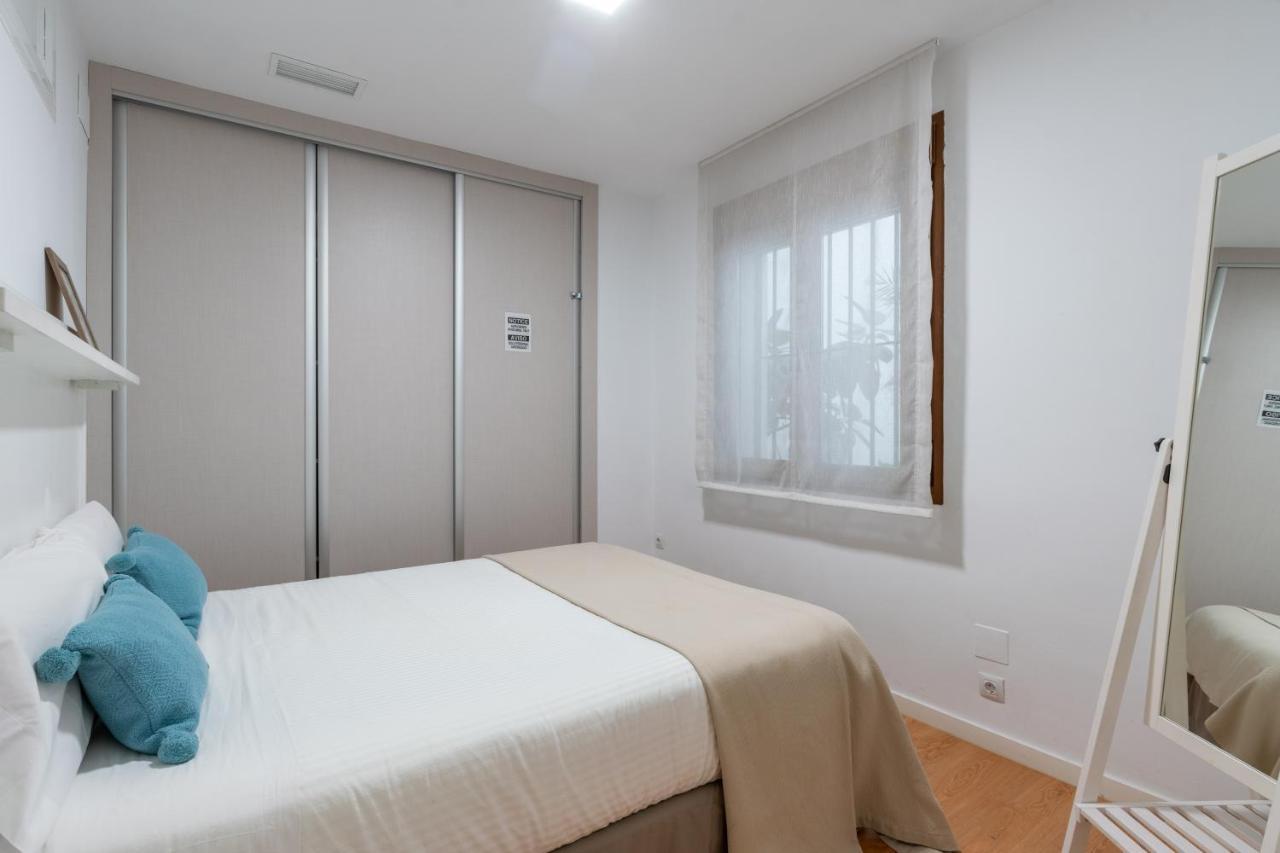 Locksmith Apartment - Park Option Sevilla Kültér fotó